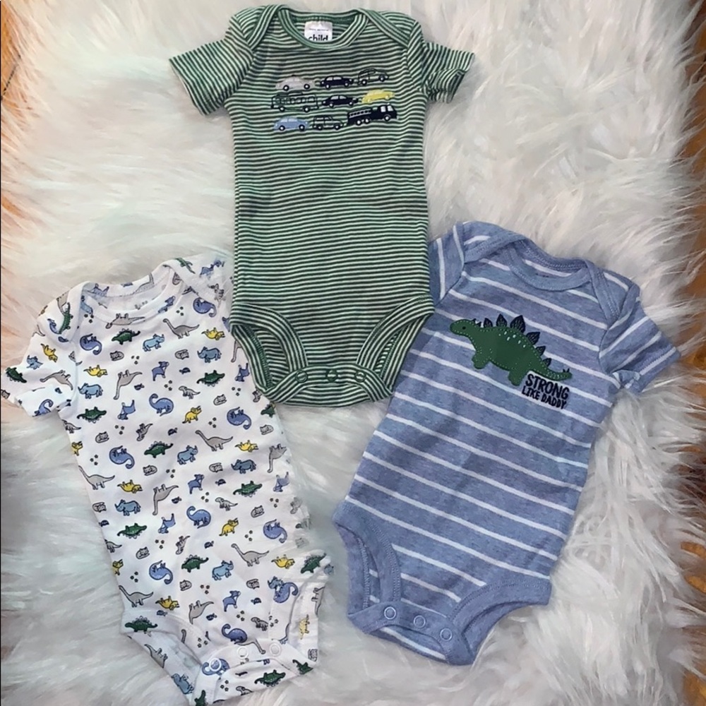 3! Carter’s newborn onesies!